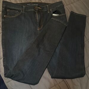 MID RISE SKINNY JEANS